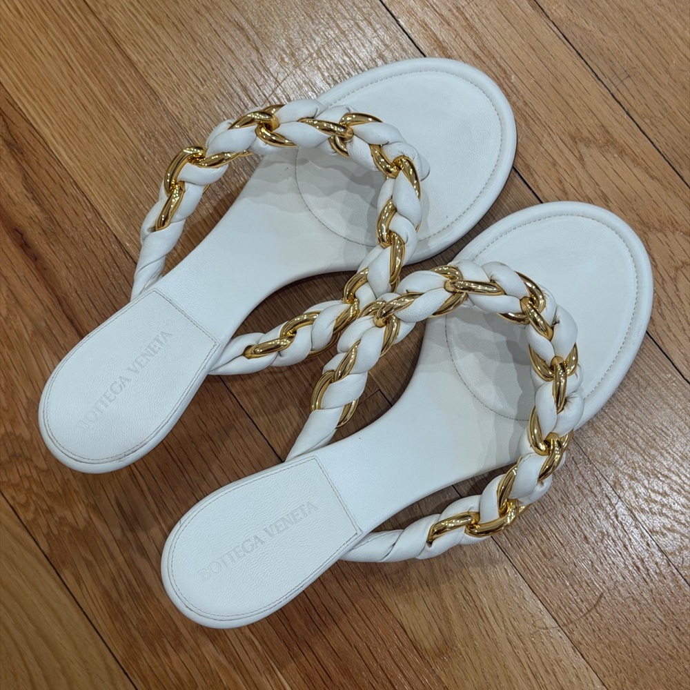 Bottega Venetta thong sandals